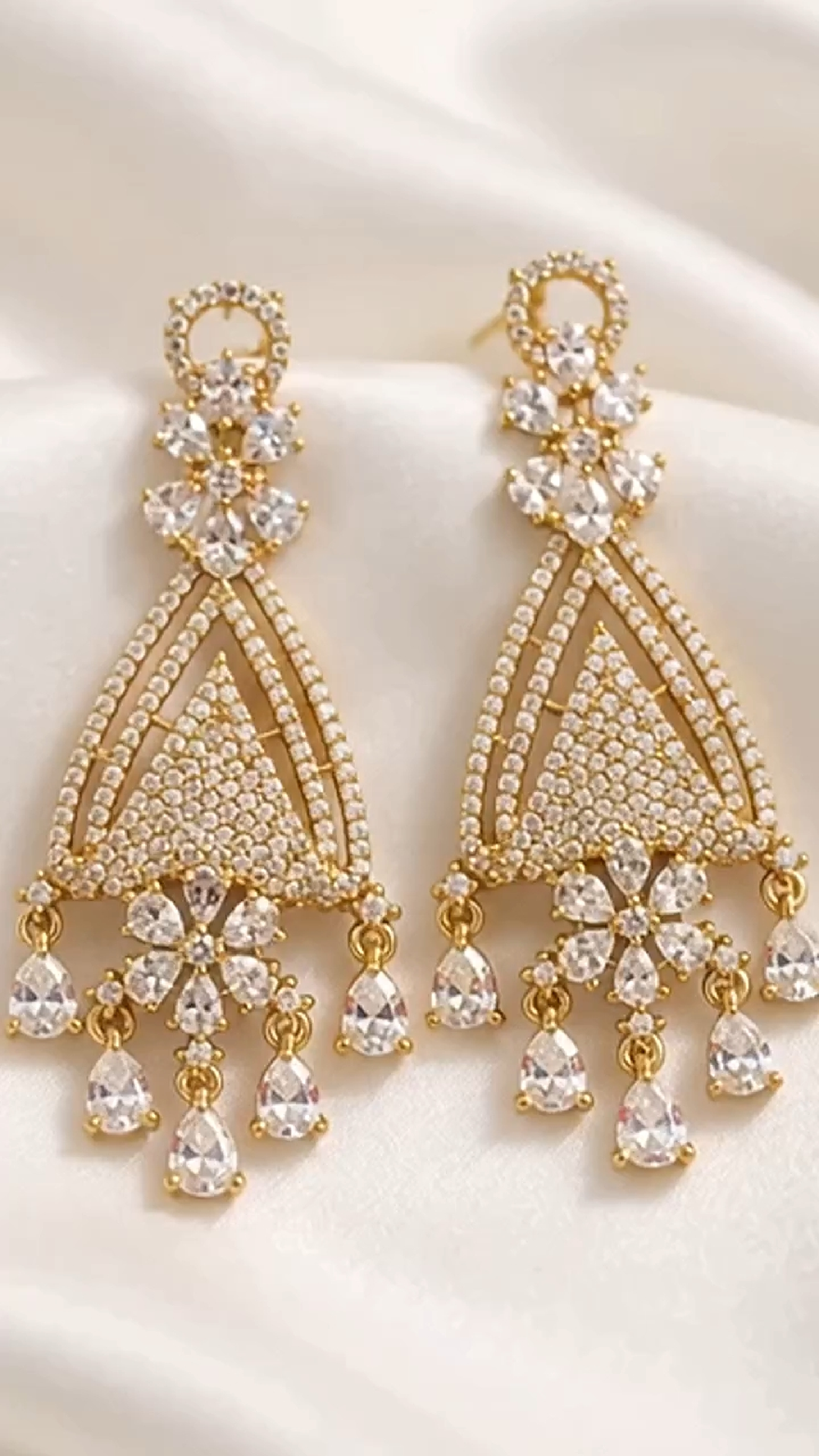 AD stone earring (Dangler)