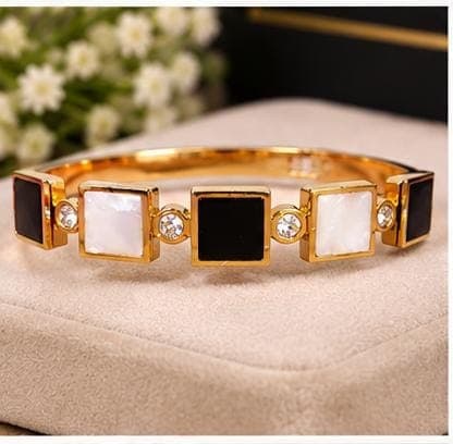 Onyx and Pearl Square Kada
