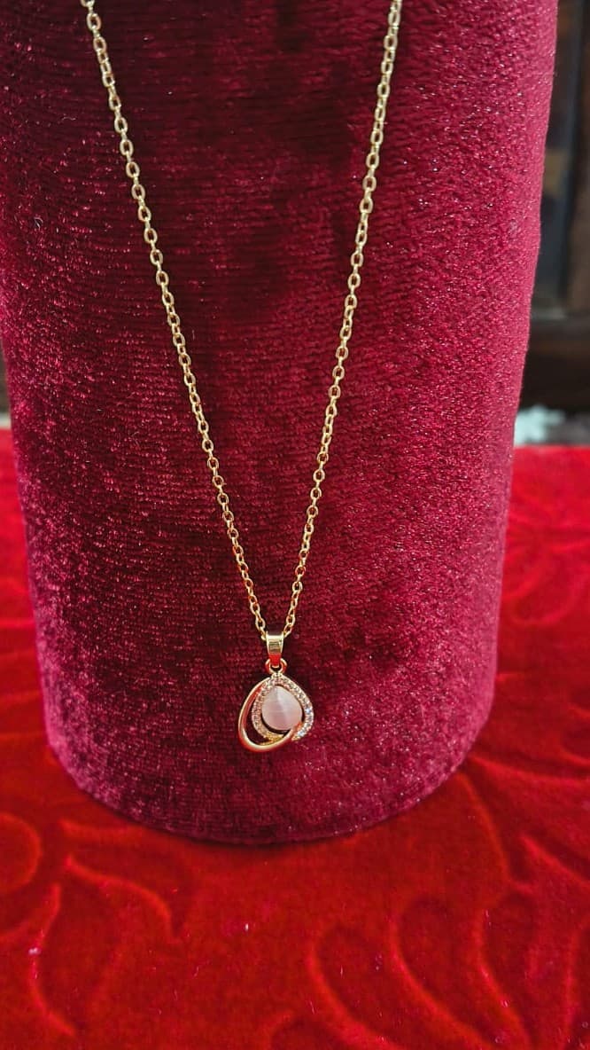 Swirl Stone Drop Pendant