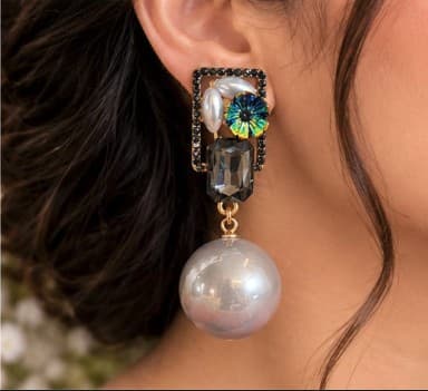Graphite Rectangle Pearl Drops