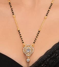 AD Round Pendant Mangalsutra Set